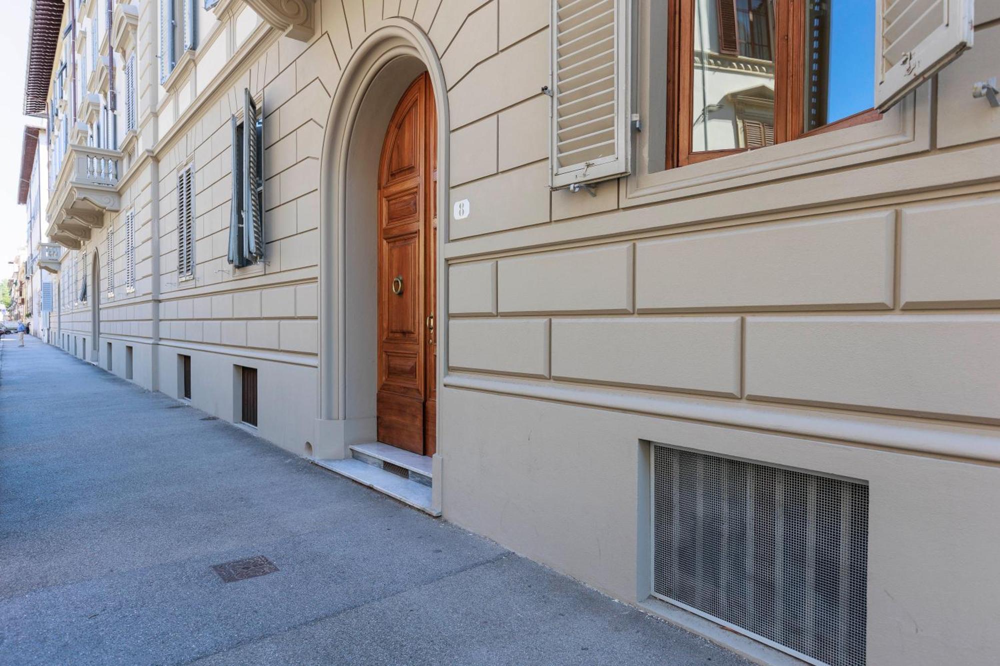 Florence Huge Apartment With Private Garden Exterior photo